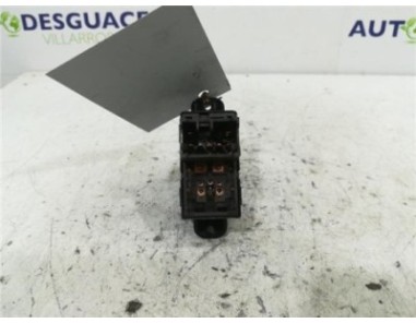 MANDO ELEVALUNAS DELANTERO DERECHO Hyundai I20 1 2 16V 