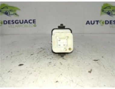 MANDO ELEVALUNAS DELANTERO DERECHO Mitsubishi MONTERO CLASSIC  3 2 DI-D