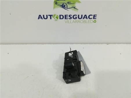 MANDO ELEVALUNAS DELANTERO DERECHO Hyundai ELANTRA Sedán  1 6 CRDi