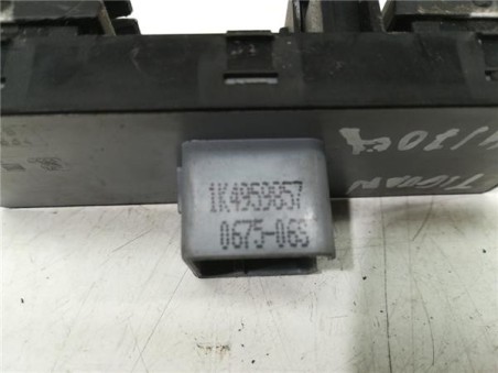 MANDO ELEVALUNAS DELANTERO IZQUIERDO Volkswagen Tiguan  2 0 +Motion 4Motion [2 0 Ltr  - 103 kW TDI]