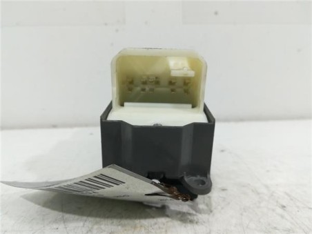 MANDO ELEVALUNAS DELANTERO IZQUIERDO Toyota YARIS  1 0