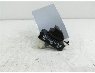 MANDO ELEVALUNAS DELANTERO IZQUIERDO Citroen Berlingo Furgón  1 6 Club L1 [1 6 Ltr  - 73 kW Blue-HDI FAP]