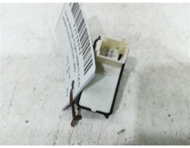 MANDO ELEVALUNAS DELANTERO IZQUIERDO Citroen Berlingo Furgón  1 6 Club L1 [1 6 Ltr  - 73 kW Blue-HDI FAP]