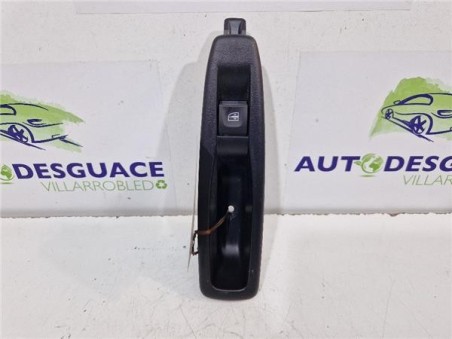 MANDO ELEVALUNAS TRASERO IZQUIERDO Renault Captur I  1 5 Dynamique [1 5 Ltr  - 66 kW dCi Diesel FAP Energy]