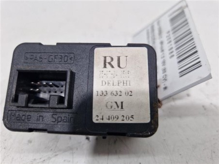 MANDO ELEVALUNAS DELANTERO IZQUIERDO Opel CORSA C 1 2 16V 