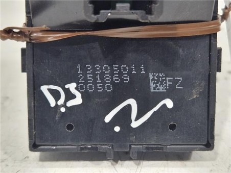 MANDO ELEVALUNAS DELANTERO IZQUIERDO Opel Insignia Berlina  2 0 CDTI