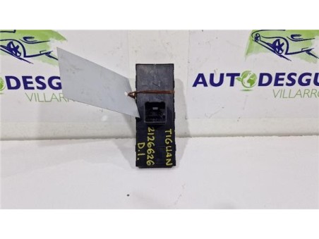 MANDO ELEVALUNAS DELANTERO IZQUIERDO Volkswagen Tiguan  2 0 TDI