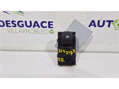 MANDO ELEVALUNAS TRASERO DERECHO Chevrolet Trax  1 7 LS+ [1 7 Ltr  - 96 kW Diesel CAT]