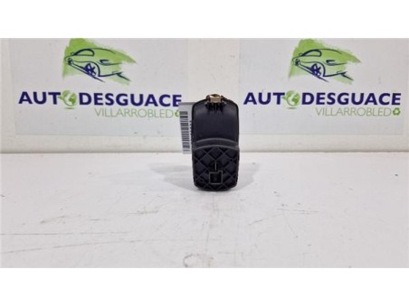 MANDO ELEVALUNAS DELANTERO DERECHO Opel Corsa E  1 4 120 Aniversario ecoFlex [1 4 Ltr  - 66 kW]