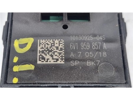 MANDO ELEVALUNAS DELANTERO IZQUIERDO Skoda Fabia  1 0 Business [1 0 Ltr  - 55 kW MPI]