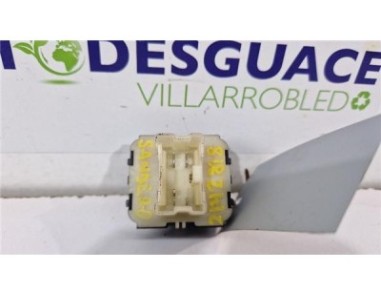 MANDO ELEVALUNAS DELANTERO IZQUIERDO Dacia Sandero III  1 0 Access [1 0 Ltr  - 49 kW SCe CAT]