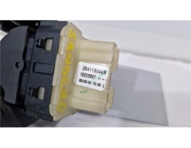 MANDO ELEVALUNAS DELANTERO IZQUIERDO Dacia Sandero III  1 0 Access [1 0 Ltr  - 49 kW SCe CAT]