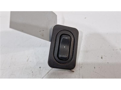 MANDO ELEVALUNAS DELANTERO DERECHO Opel Corsa C  1 2 Silverline Base [1 2 Ltr  - 59 kW 16V CAT ] 2