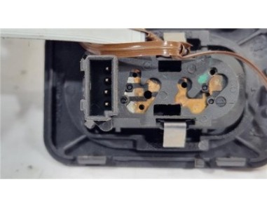 MANDO ELEVALUNAS DELANTERO DERECHO Opel Corsa C  1 2 Silverline Base [1 2 Ltr  - 59 kW 16V CAT ]