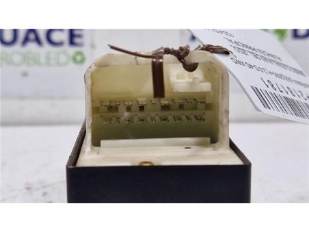 MANDO ELEVALUNAS DELANTERO IZQUIERDO Toyota RAV4  2 0 D-4D 4WD