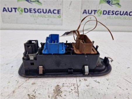 MANDO ELEVALUNAS DELANTERO IZQUIERDO Renault Clio III  1 5 dCi 