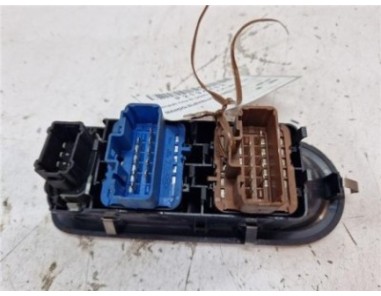 MANDO ELEVALUNAS DELANTERO IZQUIERDO Renault Clio III  1 5 dCi 