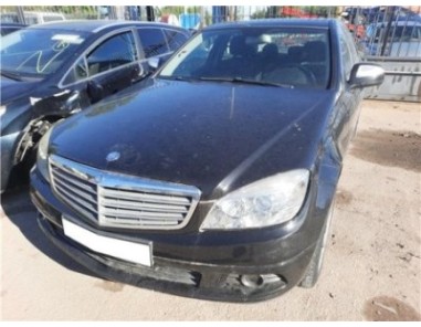 Aleta Delantera Derecha Mercedes-Benz Clase C  Berlina  1 8 C 200 Kompressor  [1 8 Ltr  - 135 kW]