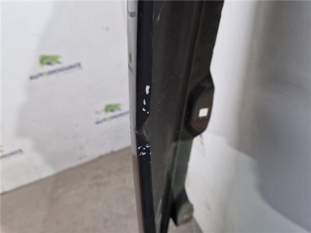 Aleta Delantera Derecha Mercedes-Benz Clase C  Berlina  1 8 C 200 Kompressor  [1 8 Ltr  - 135 kW]