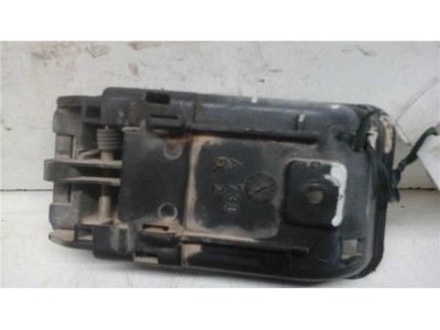 Manilla Interior Puerta Trasera Derecha » OTROS    MODELOS *