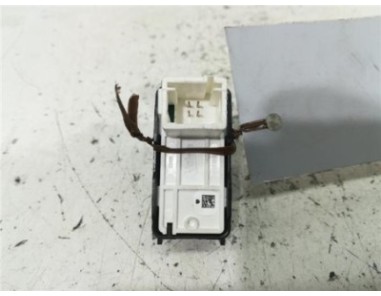 MANDO ELEVALUNAS TRASERO IZQUIERDO Citroen C3  1 6 Elle [1 6 Ltr  - 55 kW Blue-HDI FAP]