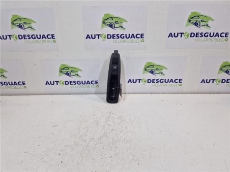 MANDO ELEVALUNAS TRASERO DERECHO Renault Captur I  1 5 Dynamique [1 5 Ltr  - 66 kW dCi Diesel FAP Energy]