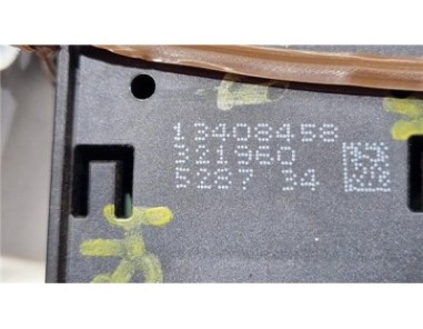 MANDO ELEVALUNAS DELANTERO IZQUIERDO Opel Astra K Berlina 5p  1 4 Dynamic [1 4 Ltr  - 110 kW 16V SIDI Turbo]