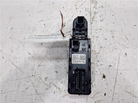 MANDO ELEVALUNAS DELANTERO IZQUIERDO Opel Crossland X  1 2 Excellence [1 2 Ltr  - 96 kW]