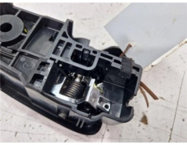 Manilla Interior Puerta Trasera Izquierda Mazda 2 Berlina  1 5 Zenith [1 5 Ltr  - 66 kW 16V CAT]