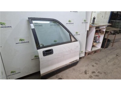 Puerta Delantera Derecha Isuzu Trooper  3 0DIESEL 84KW 2