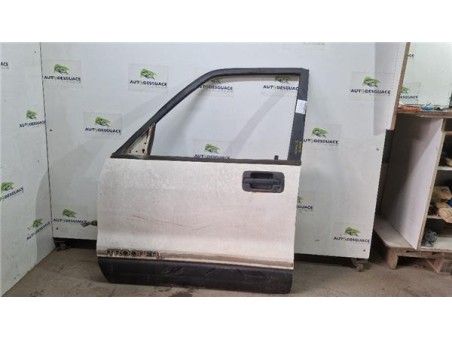 Puerta Delantera Izquierda Isuzu Trooper  3 0DIESEL 84KW