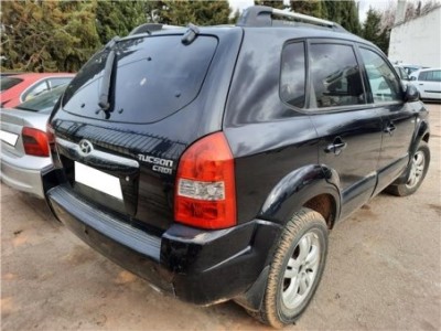 Hyundai Tucson  2 0 CRDi 2