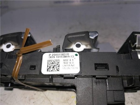 Botonera Puerta Delantera Izquierda Renault CAPTUR II 1 3 TCE 