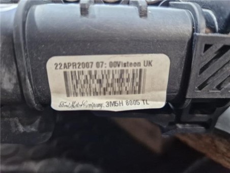 RADIADOR AGUA Ford FOCUS II Sedán  1 8 TDCi