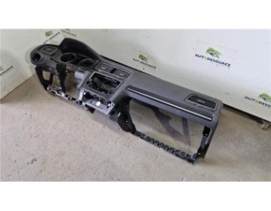 Salpicadero Volkswagen Golf VII  1 6 Business BlueMotion Tech  [1 6 Ltr  - 77 kW TDI DPF]