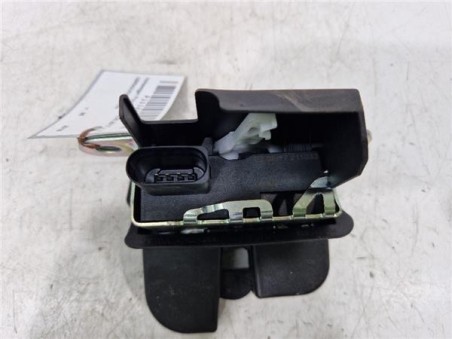 Cerradura Porton Volkswagen Polo VI  1 0 Advance [1 0 Ltr  - 70 kW TSI]