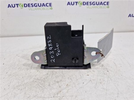 Cerradura Porton Volkswagen Polo VI  1 0 Advance [1 0 Ltr  - 70 kW TSI]