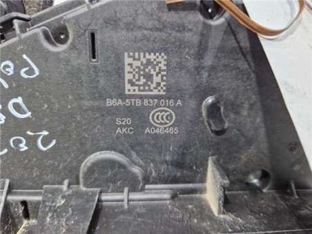 Cerradura Puerta Delantera Derecha Volkswagen Polo VI  1 0 Advance [1 0 Ltr  - 70 kW TSI]