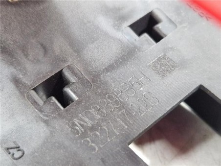 Maneta Exterior Trasera Izquierda Volkswagen Polo VI  1 0 Advance [1 0 Ltr  - 70 kW TSI]