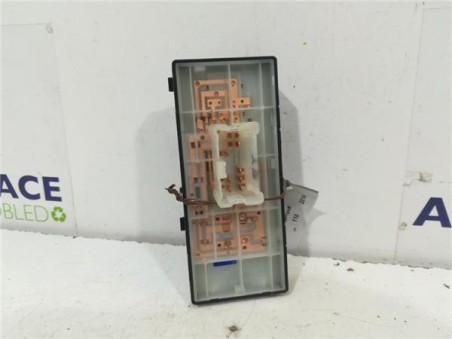 MANDO ELEVALUNAS DELANTERO DERECHO Nissan Qashqai  1 5 360° [1 5 Ltr  - 81 kW Turbodiesel CAT]