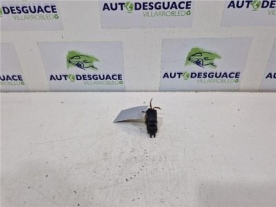 MANDO ELEVALUNAS TRASERO IZQUIERDO Nissan Qashqai  1 5 Tekna Premium [1 5 Ltr  - 81 kW Turbodiesel CAT]