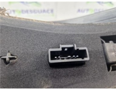 Piloto Trasero Izquierdo Dacia Sandero  1 5 dCi