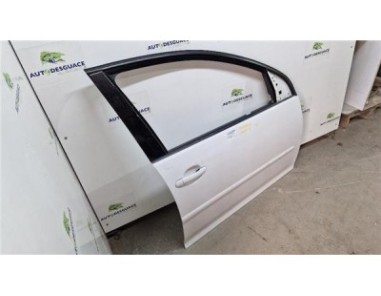 Puerta Delantera Derecha Volkswagen Golf V  1 9 TDI