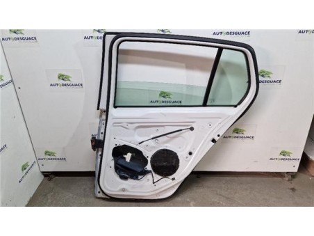 Puerta Trasera Derecha Volkswagen Golf V  1 9 TDI