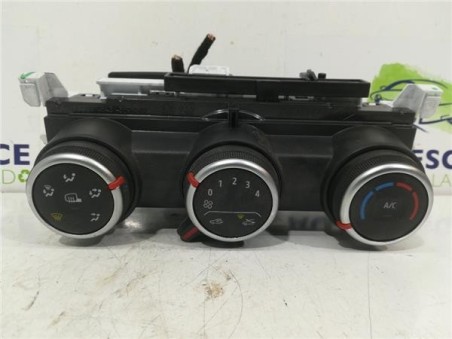 Mandos Calefaccion / Aire Acondicionado Renault Express  1 5 Basis [1 5 Ltr  - 55 kW BLUE dCi Diesel FAP]
