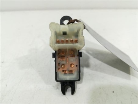 MANDO ELEVALUNAS TRASERO IZQUIERDO Nissan X-Trail  1 6 360° [1 6 Ltr  - 96 kW dCi Turbodiesel CAT]