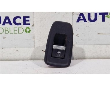 MANDO ELEVALUNAS DELANTERO DERECHO Renault Arkana  1 3 Intens [1 3 Ltr  - 103 kW TCE]