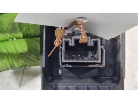 MANDO ELEVALUNAS DELANTERO DERECHO Volkswagen Golf VI  2 0 Advance [2 0 Ltr  - 81 kW TDI]