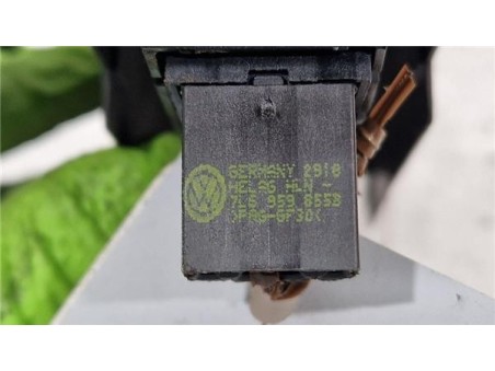 MANDO ELEVALUNAS DELANTERO DERECHO Volkswagen Golf VI  2 0 Advance [2 0 Ltr  - 81 kW TDI]