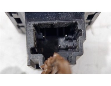 MANDO ELEVALUNAS TRASERO IZQUIERDO Renault Arkana  1 3 Intens [1 3 Ltr  - 103 kW TCE]